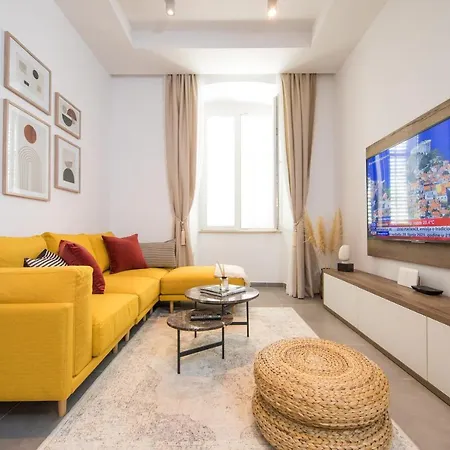 A Cappella Apartment *