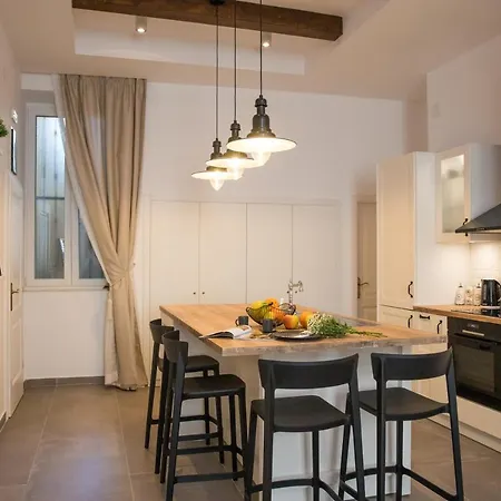 Apartment A Cappella