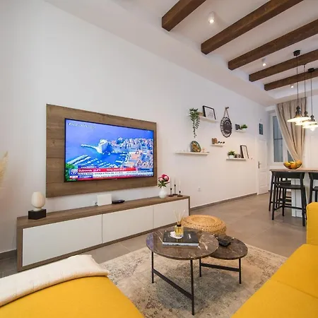 Apartment A Cappella